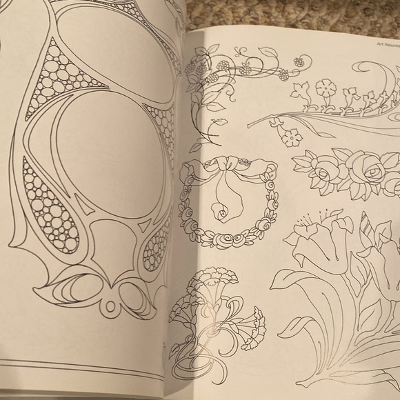 “The Ultimate Design Source Book for Crafters,” oversized softcover - Picture 4 of 5